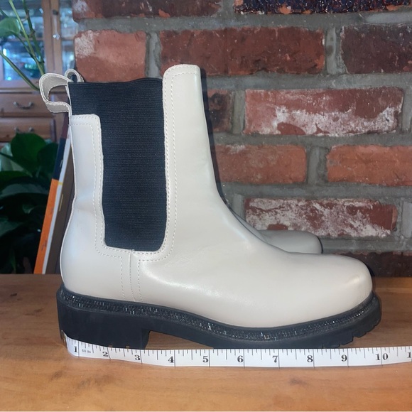 DKNY Rick Slip on Booties - Picture 5 of 5